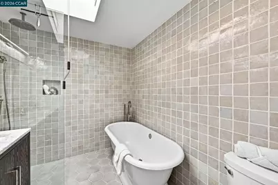 62 Claremont Ave, Orinda, CA 94563 - Photo 27