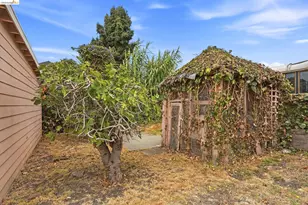 1040 59th St, Oakland, CA 94608 - Photo 41