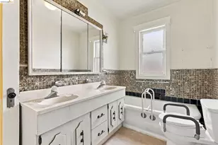1040 59th St, Oakland, CA 94608 - Photo 35