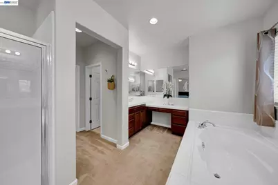 6391 Crystal Springs Cir, Discovery Bay, CA 94505 - Photo 37