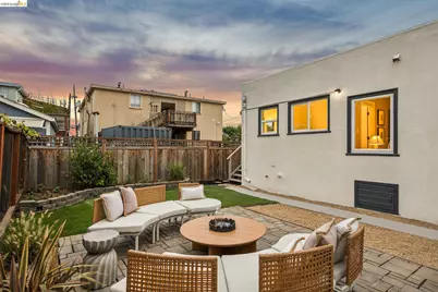 5618 Gaskill St, Oakland, CA 94608 - Photo 41