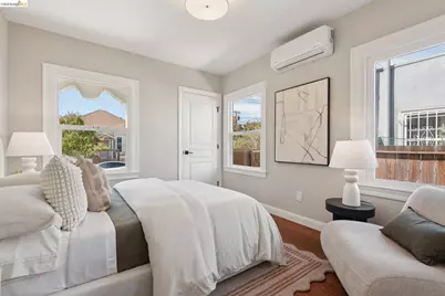 5618 Gaskill St, Oakland, CA 94608 - Photo 19