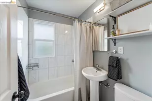 1802 2nd, Alameda, CA 94501 - Photo 11