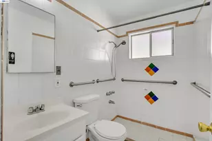 202 Arc Ave, Stockton, CA 95210 - Photo 23