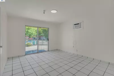 202 Arc Ave, Stockton, CA 95210 - Photo 21