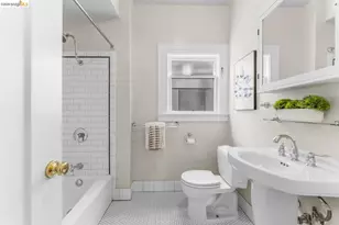 328 Warwick Ave, Oakland, CA 94610 - Photo 11