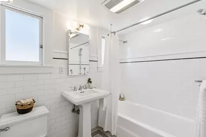 2710 Claremont Blvd., Berkeley, CA 94705 - Photo 41