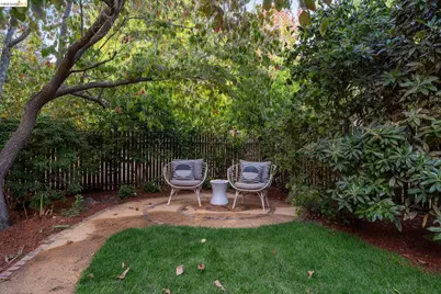 2710 Claremont Blvd., Berkeley, CA 94705 - Photo 57