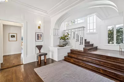 2710 Claremont Blvd., Berkeley, CA 94705 - Photo 9