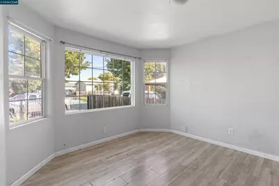 514 Sanford Ave, Richmond, CA 94801 - Photo 17