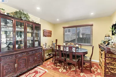 22 John Glenn Cir, Daly City, CA 94015 - Photo 21