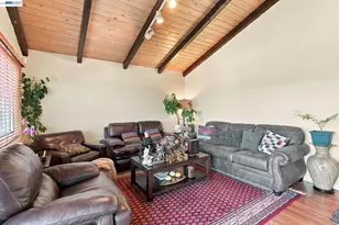 22 John Glenn Cir, Daly City, CA 94015 - Photo 7