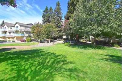 2028 Fostoria Cir, Danville, CA 94526 - Photo 11