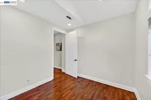 725 W Hacienda Ave, Campbell, CA 95008 - Photo 33
