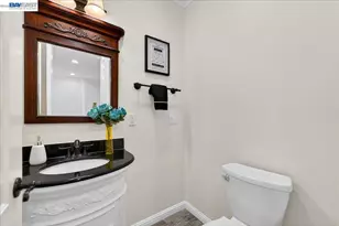 725 W Hacienda Ave, Campbell, CA 95008 - Photo 19
