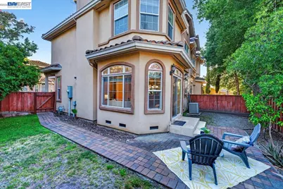 725 W Hacienda Ave, Campbell, CA 95008 - Photo 49