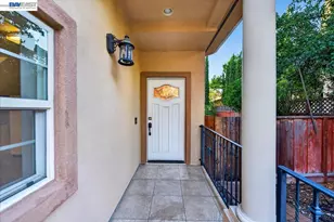 725 W Hacienda Ave, Campbell, CA 95008 - Photo 3