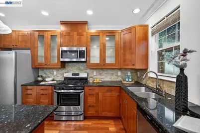 725 W Hacienda Ave, Campbell, CA 95008 - Photo 13