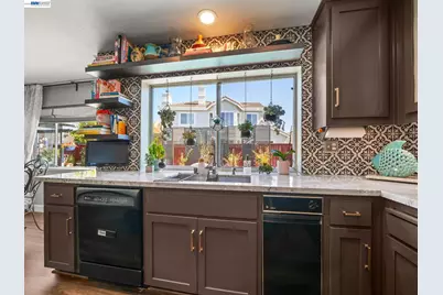 32264 Derby Street, Union City, CA 94587 - Photo 25