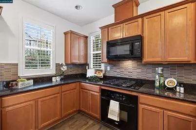 516 Falling Star Dr, Martinez, CA 94553 - Photo 9