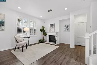 516 Falling Star Dr, Martinez, CA 94553 - Photo 5