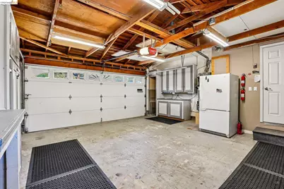2636 Tamalpais Drive, Pinole, CA 94564 - Photo 57
