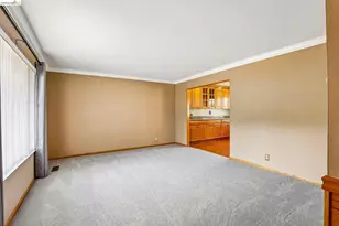 2636 Tamalpais Dr, Pinole, CA 94564 - Photo 17