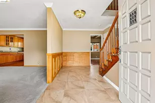 2636 Tamalpais Dr, Pinole, CA 94564 - Photo 15