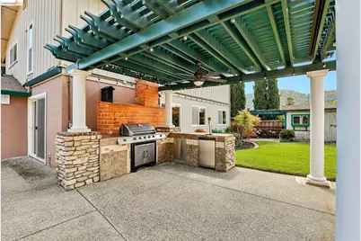 2636 Tamalpais Drive, Pinole, CA 94564 - Photo 65