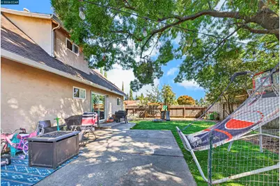 160 Stanton Ave, Vacaville, CA 95687 - Photo 67