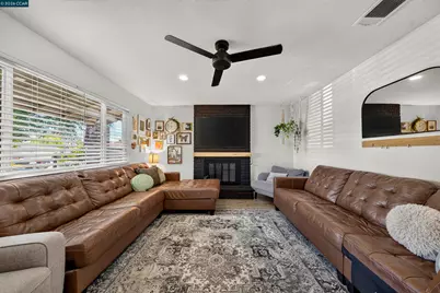 160 Stanton Ave, Vacaville, CA 95687 - Photo 29