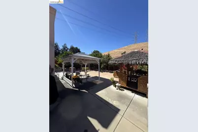 2257 Southwood Dr, Pittsburg, CA 94565 - Photo 39