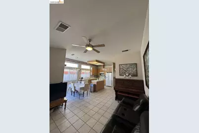 2257 Southwood Dr, Pittsburg, CA 94565 - Photo 15