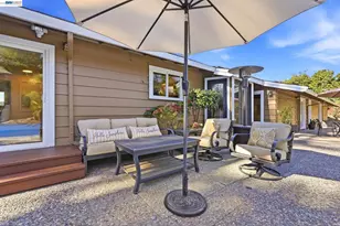 116 Coral Dr, Orinda, CA 94563 - Photo 39