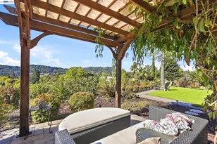 116 Coral Dr, Orinda, CA 94563 - Photo 53