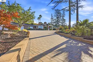 116 Coral Dr, Orinda, CA 94563 - Photo 3