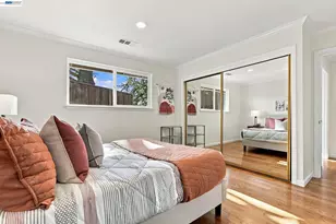 116 Coral Dr, Orinda, CA 94563 - Photo 35