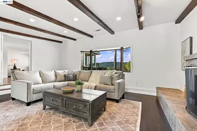 116 Coral Dr, Orinda, CA 94563 - Photo 15
