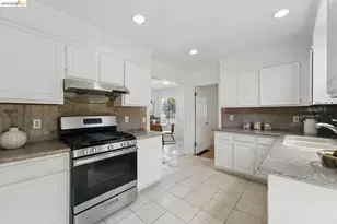 1826 Moraga St, San Francisco, CA 94122 - Photo 7