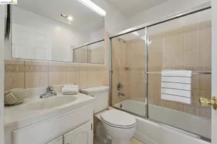 1826 Moraga St, San Francisco, CA 94122 - Photo 15