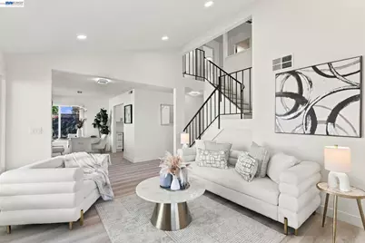 42 Southfield Ct, San Jose, CA 95138 - Photo 3
