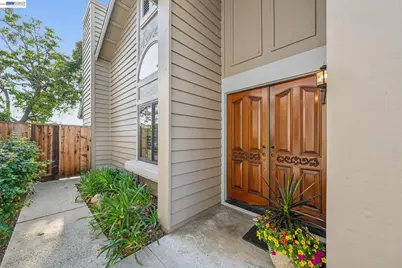 106 Purcell Dr, Alameda, CA 94502 - Photo 3