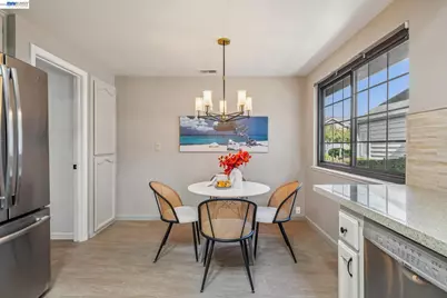 106 Purcell Dr, Alameda, CA 94502 - Photo 13