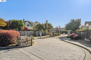 106 Purcell Dr, Alameda, CA 94502 - Photo 41