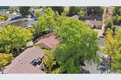 5685 White Mountain Ct, Martinez, CA 94553 - Photo 51