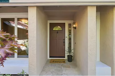 5685 White Mountain Ct, Martinez, CA 94553 - Photo 3