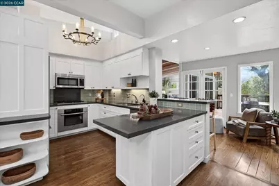 6 El Patio, Orinda, CA 94563 - Photo 13