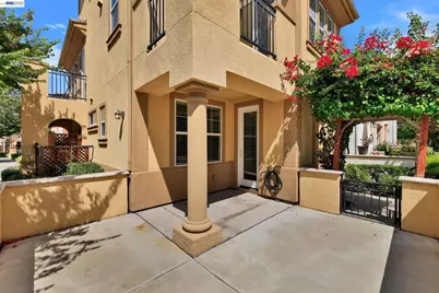 538 Selby Ln, Livermore, CA 94551 - Photo 19