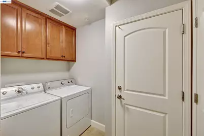 538 Selby Ln, Livermore, CA 94551 - Photo 33
