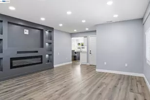 6311 Belmont Pl, Stockton, CA 95207 - Photo 9